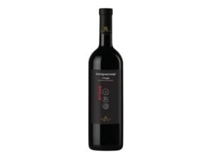 Bottle of Dacastello Negroamaro red wine